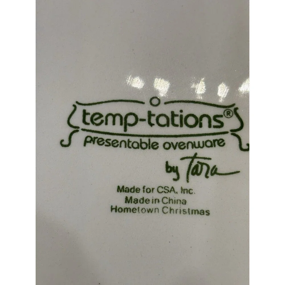 Temp-tations by Tara Hometown Christmas Large 8.75” Dish W/ Trivet Lid Wire Rack